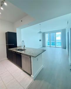 950 Brickell Bay Dr