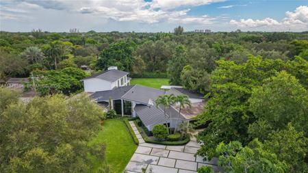 6000 SW 120th St