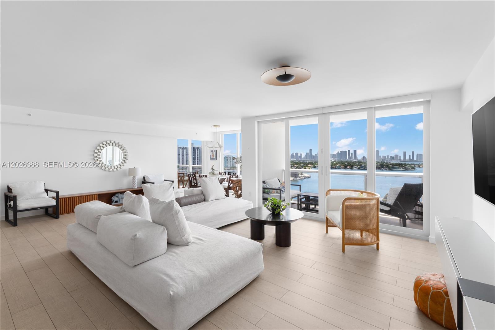 Image 4: Very wide living room - unusual in a condo