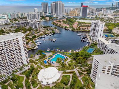600 Three Islands Blvd