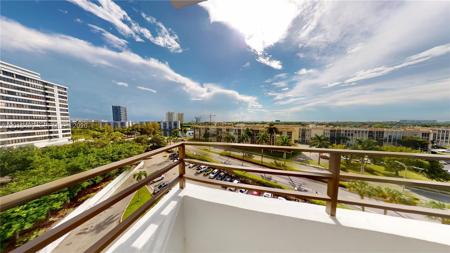 600 Three Islands Blvd