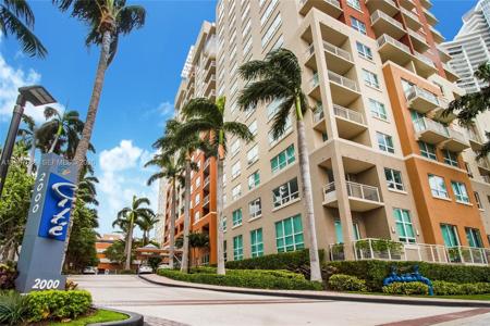 2000 N Bayshore Dr
