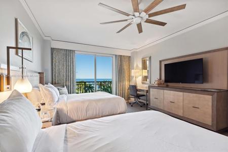 455 Grand Bay Dr