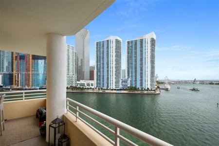 888 Brickell Key Dr