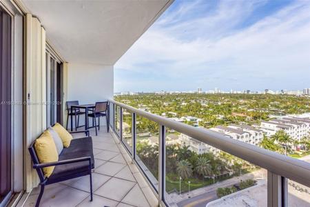 1900 Sunset Harbour Dr