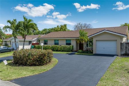 9014 SW 163rd Ter