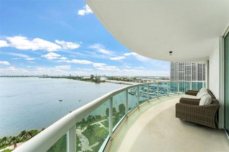 1800 N Bayshore Dr
