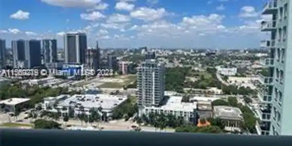 1800 N Bayshore Dr