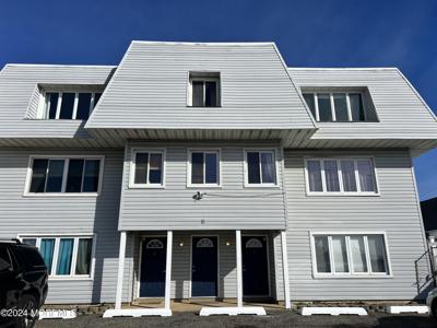 8 Bay Boulevard Unit 5