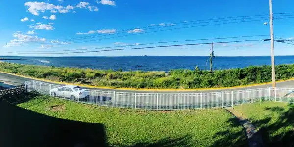216 Beach Avenue