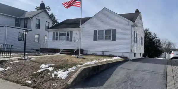 107 Beers Street