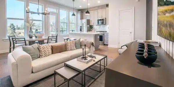 1403 N Kingsley Avenue Unit 211