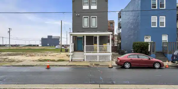 129 Seaside Avenue