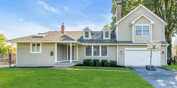 31 Rosalie Avenue