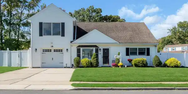 18 Monterey Drive