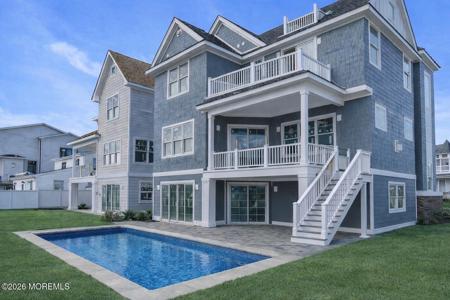 200 Central Avenue