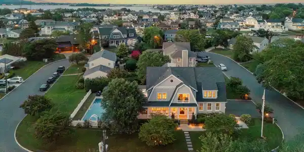 Image 2: 29 Lori Road, Monmouth Beach