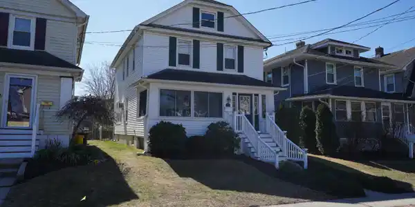 62 Elm Place