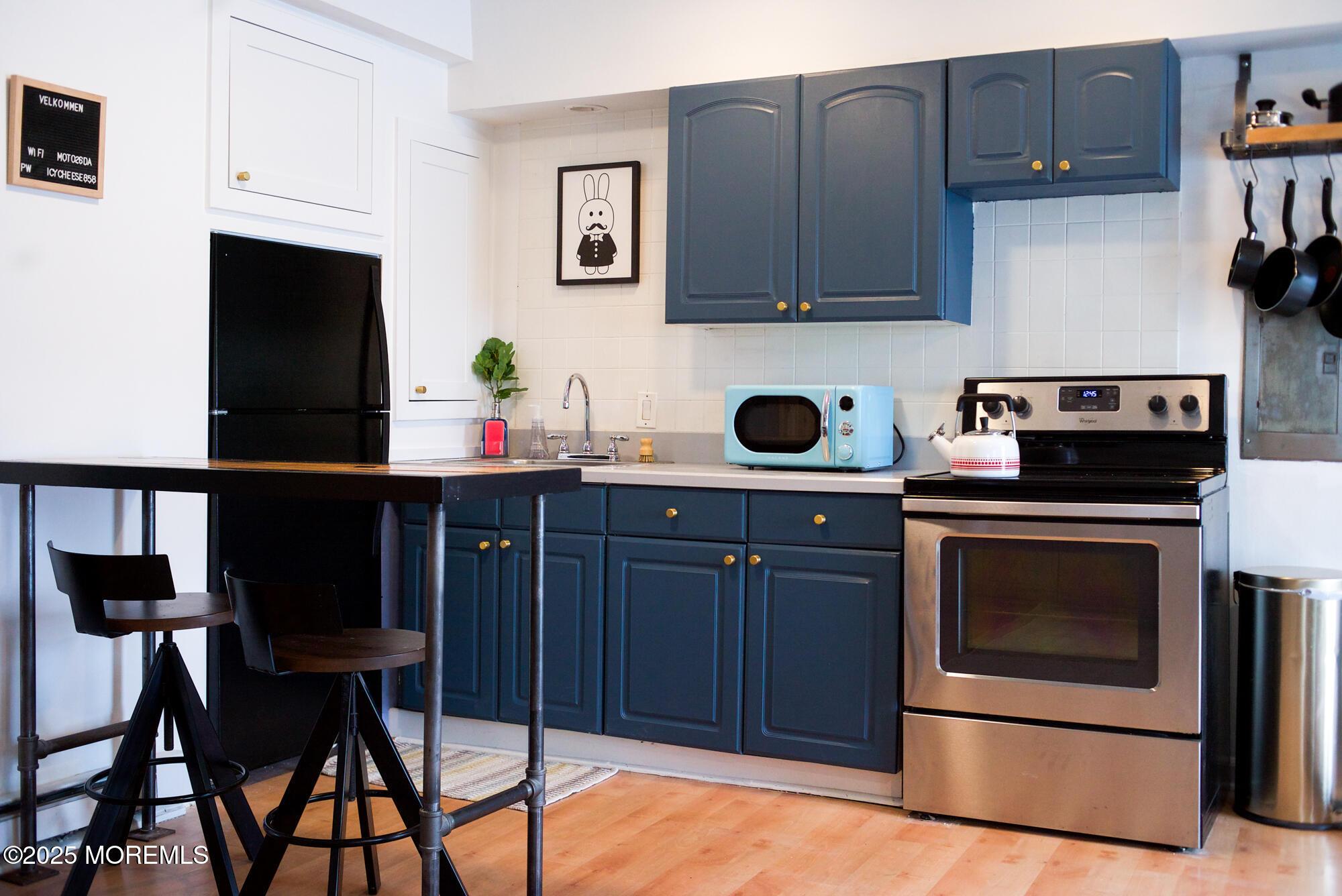 Image 4: 1730_Kitchen01