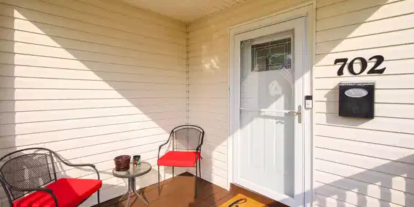Image 4: 04-Front Entrance