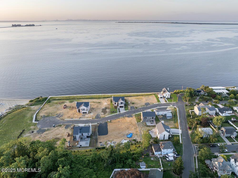 Image 3: Brant Point