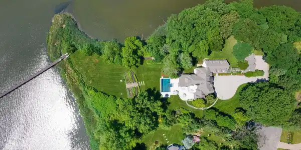 51 Blossom Cove Road
