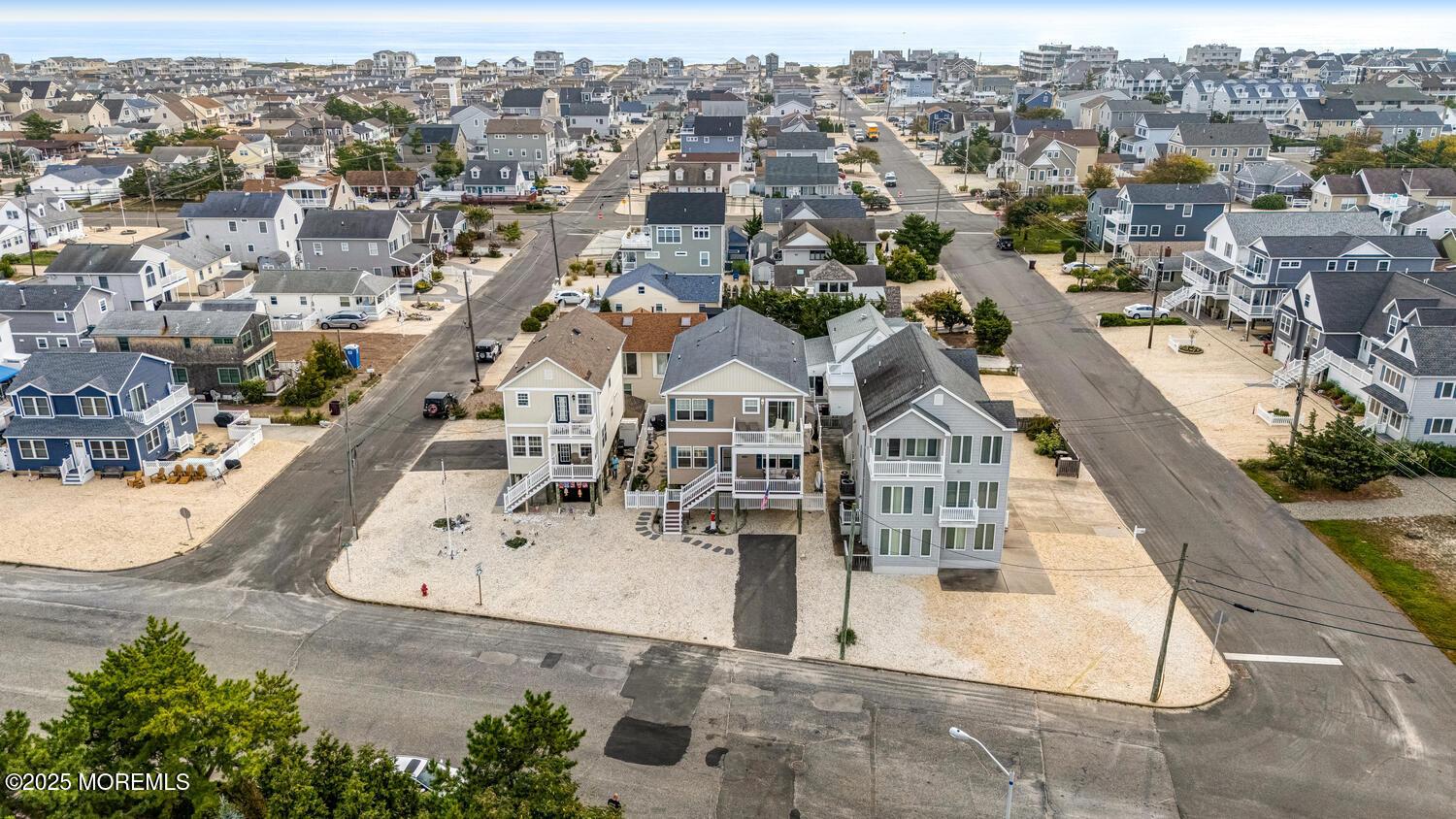 Image 4: 1533 S Bayview Ave Seaside-large-004-020