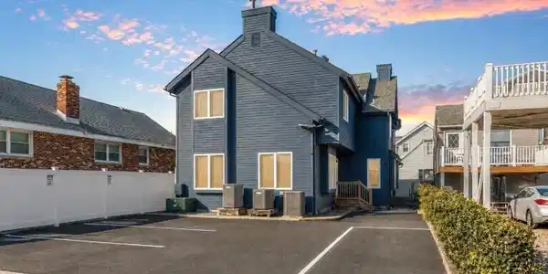 62 Sherman Avenue Unit B3