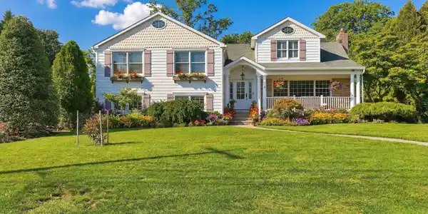 20 Rivers Edge Drive