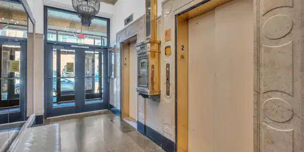 Image 4: Elevator Bank