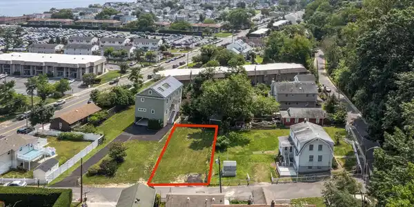 Image 2: 2-web-or-mls-DJI_0729
