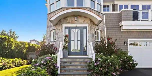 Image 4: 46 Ocean Ave