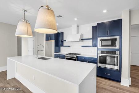 218 3rd Avenue Unit 306