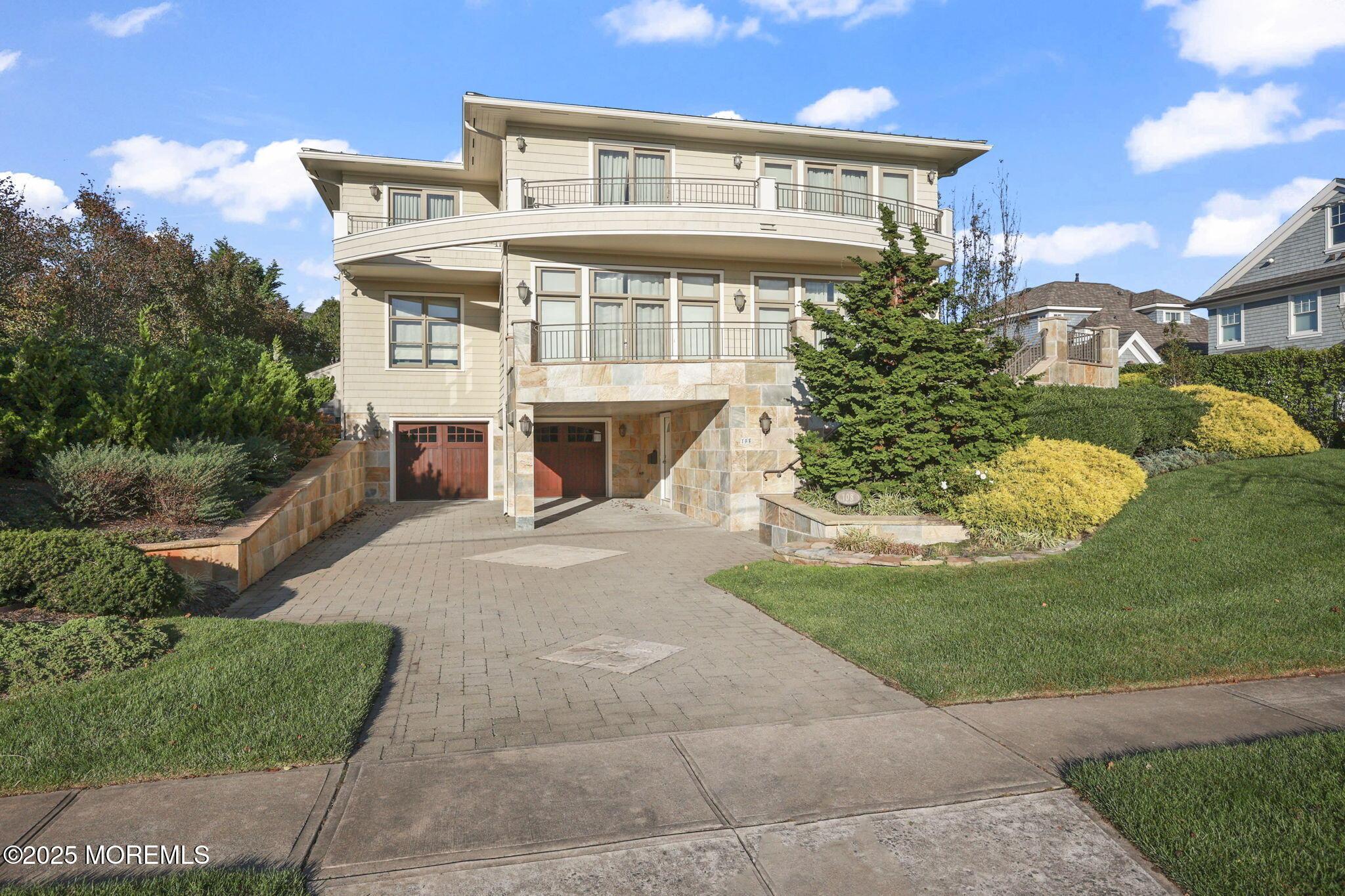 Image 2: 44-web-or-mls-LPM_7239