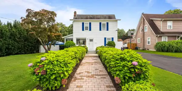 3 Reid Street