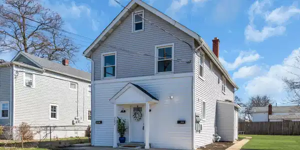 282 Carr Avenue