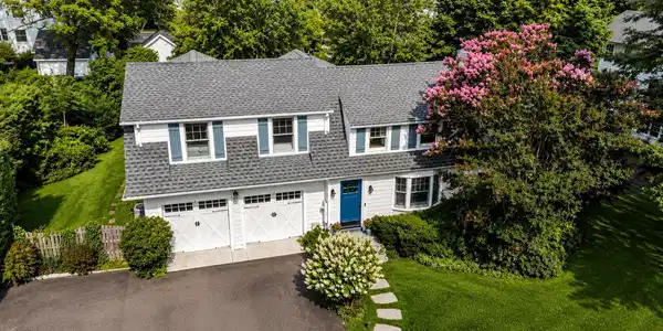 147 Avenue Of Two Rivers