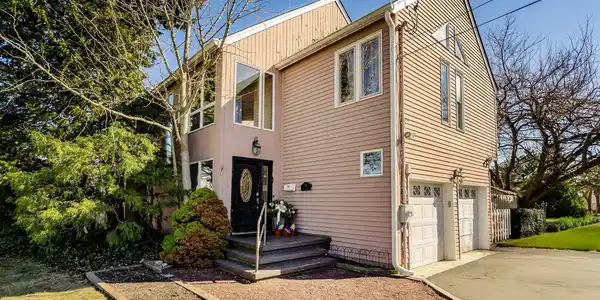 26 Wesley Street
