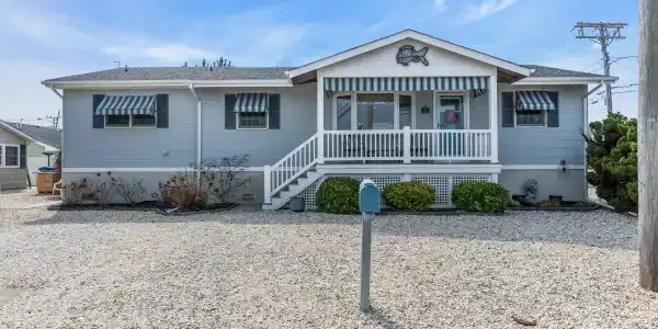 103 Kittiwake Avenue