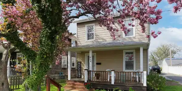 612 Sylvania Avenue