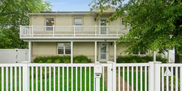 27 Gillette Street