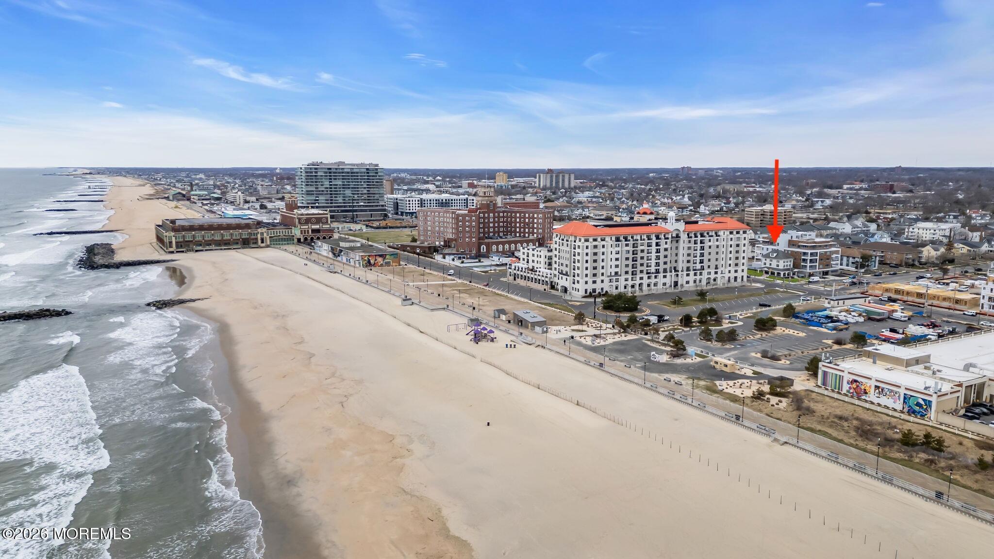 Image 4: 11-web-or-mls-DJI_0351-1