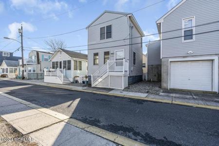 235 Bay Terrace