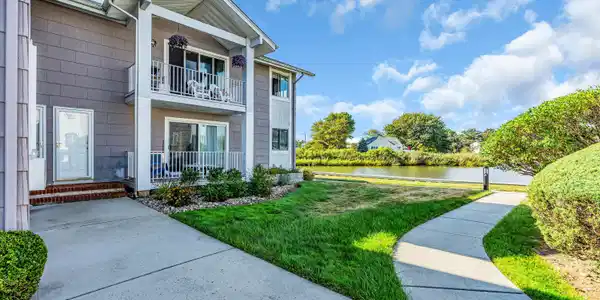 50 Valentine Street Unit 19A