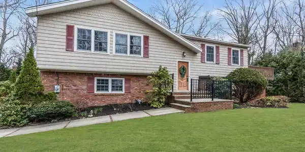 300 E Highland Avenue