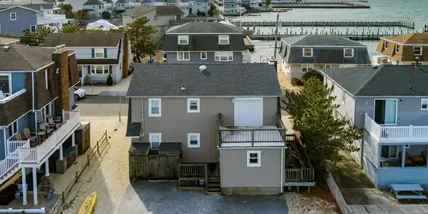 13 Hodgson Lane