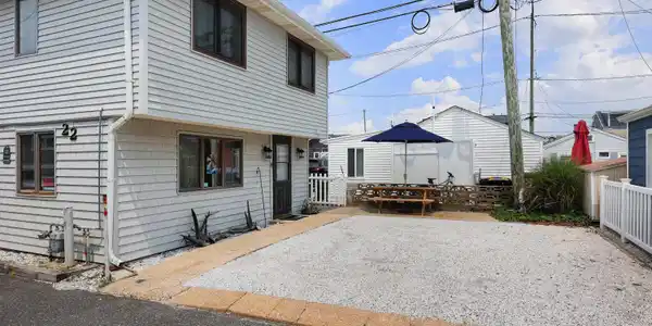 Image 3: 2 car parking with patio