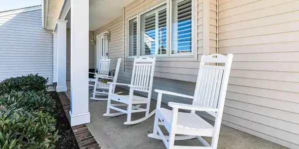 Image 4: Front Porch