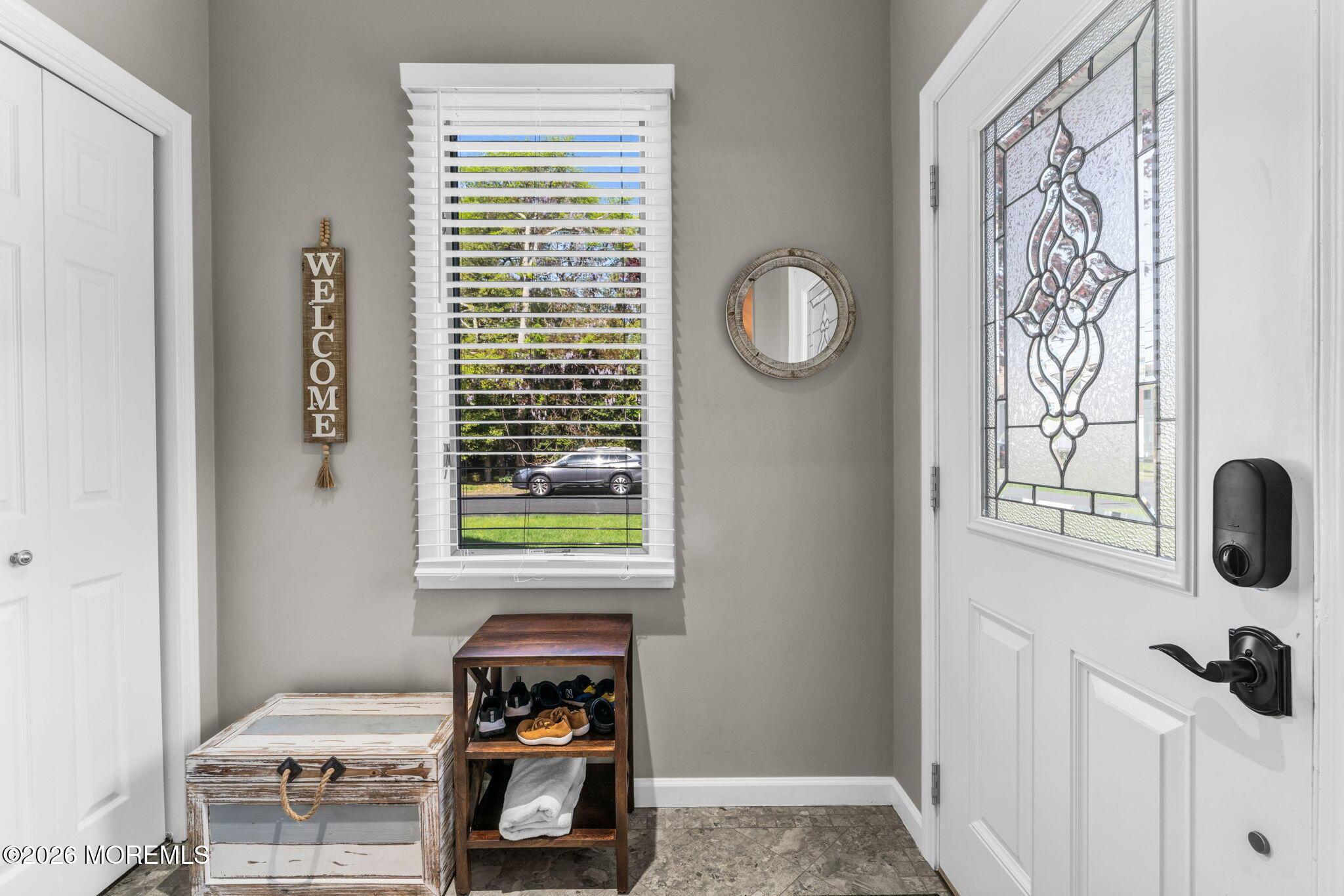 Image 4: 11-web-or-mls-HOM04101