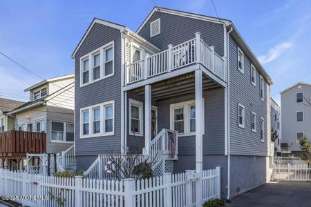 305 Hamilton Avenue